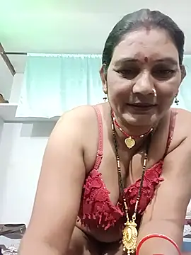 YOURFIVAA - Show tits 🥰🫣🍑