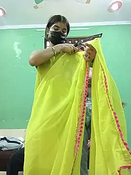 Queen_queen - Boobs show