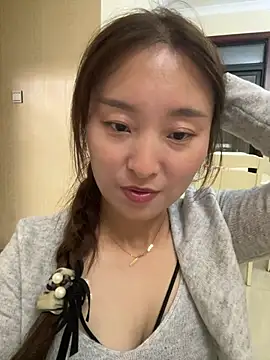 Lianer_520 - 感谢哥哥们对莲儿的支持