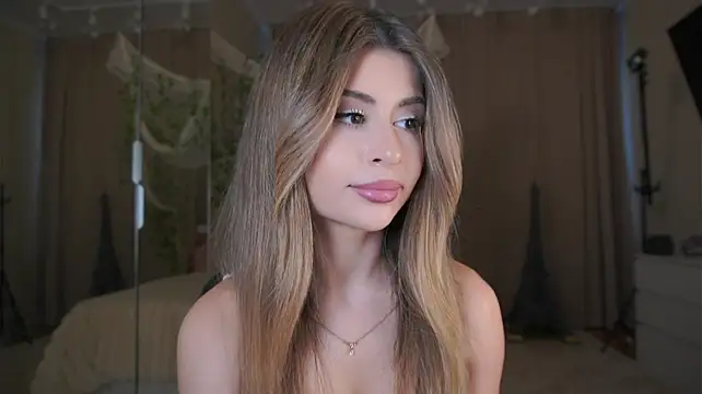 GeorginaHarn - Tease you with my tongue close