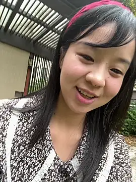NiNa5203 - 在外面遛狗