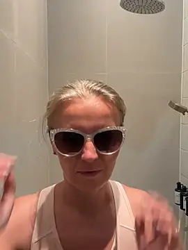 Anvessra - Show Ass