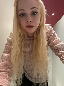 Badblondie - 🩷public boobies massage🩷