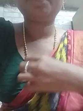 Tamilhot_nithiya - To buy a lush