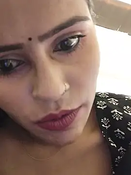Raseeli_bhabhi1 - Boobs sucking