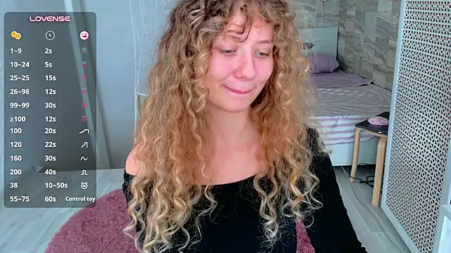 Milounee - doggy without my panties