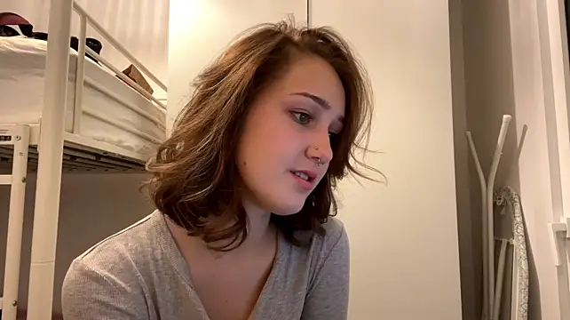 Sereneglowz - Spank my cute ass x3😊