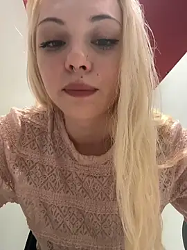 Badblondie - Show undet skirt view