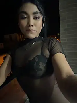 Roxana_gomezz - close-up of Tatiana's ass ! 🍑🍑😈😈