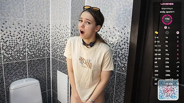 PearleKalmen - help me taking off my tight bra 💖