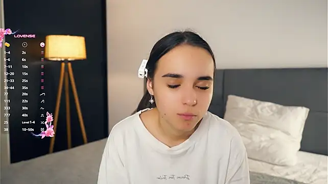 CourtneyBasbas - Take off my bra and get my T-shirt wet!