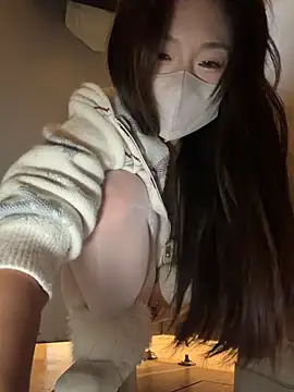 _Galax- - 户外楼道假阳具抽插2分钟➕乳夹Dlido