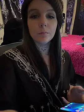 Royal9123 - Need new Nails guys.. Make me squirt