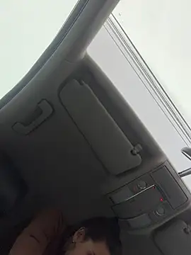 MiraReach - Squirt in car 🌸