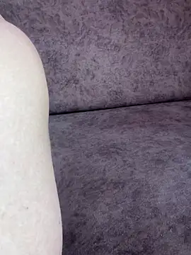 Juicey_bhabhi_pussy - Spit on pussy and boobs check insta boys