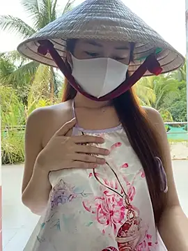 My_Melodyy - Make me cum pussy in public garden 🪴😈