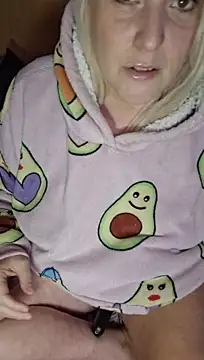 Bella_Squirts - make stepmummy cum b4 goal