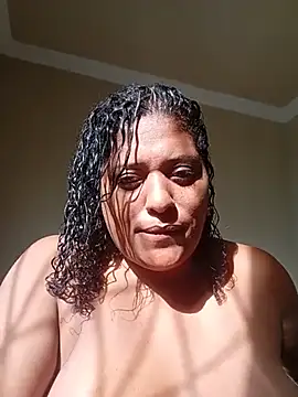Maliaebonyfetish - Suck tits/ saliva / squirt