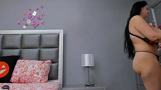 HellennSweett - strip show