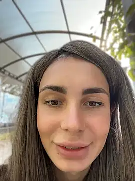 SandraCarter - Show naked ass in public