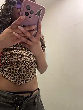 Bunny-firee - Flash pussy😏🌸