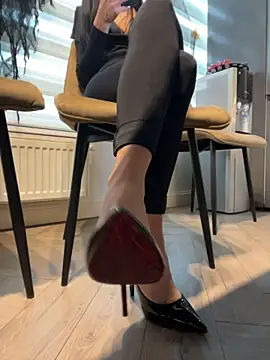 FeetVibe - Panties tease