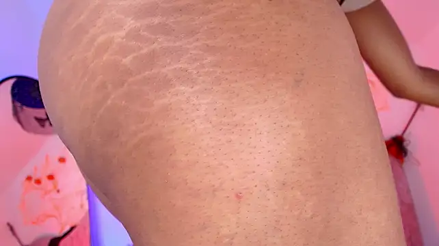 Naomi_kyse - squirt big💦🥵🌊
