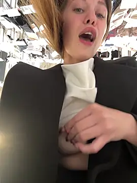 Olivia_Jemison - Spit on my nipples + saliva dripping