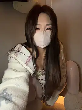 _Galax- - 户外楼道假阳具抽插2分钟➕乳夹Dlido