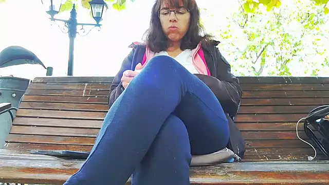 PublicBigLabiaMelly - Nympho- fuck me hard on bench naked xio