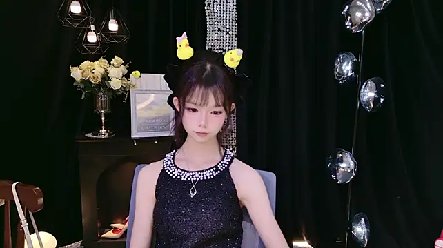 Nuo-Nuo-111 - 蹲在角落唱征服
