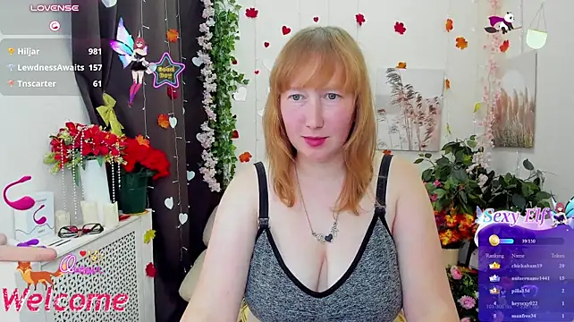 Tata_foxy_x - stand naked and do a 360 turn