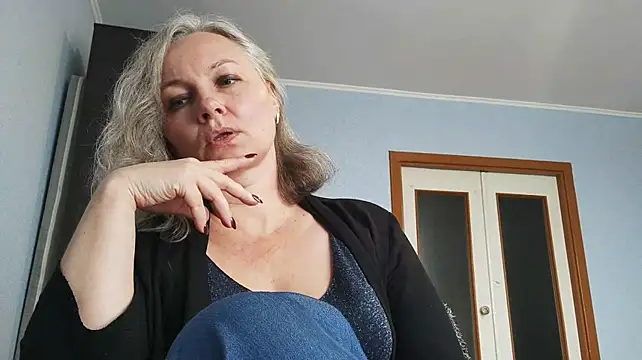 EdithManning - take off bra