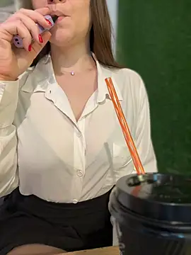 CrazyTori - Take off panties in cafe LT🎁
