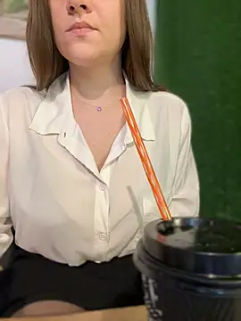 CrazyTori - Take off panties in cafe LT🎁