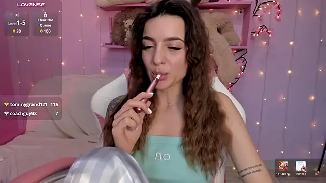 Jasm1ne_ur_Pr1ncess - Play with nipples
