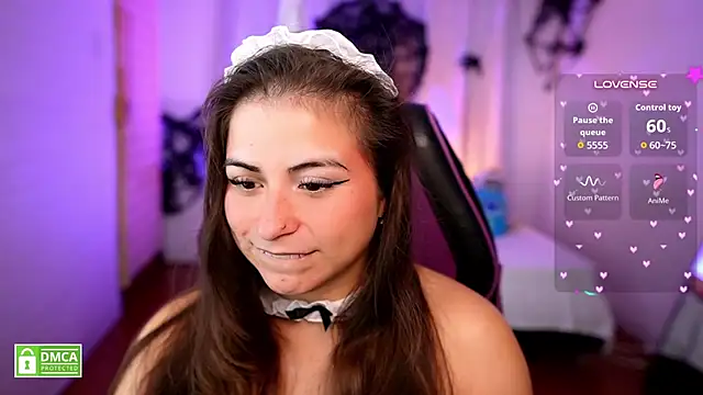 Taiga_Cute - Shake and Squeeze cheeks without panty