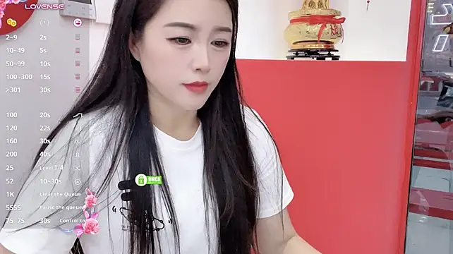 Kaixin-Luckygirl - 本月31号王子秀（抢到目标控制玩具3分钟，今天穿的牛仔裤，不要弄湿我的裤子哦）