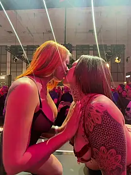 ObviouslyPeachy - Stranger spank my ass