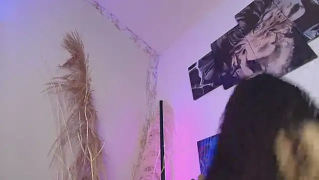 HairyAillyn - Message Ass with Oil