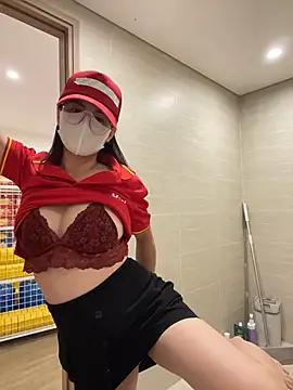 Sneaky_Cumshoot