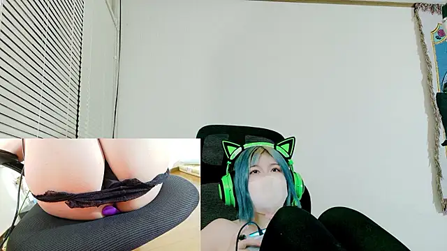 Hazuki_8008 - パンツで隠しながらディルド挿入 60秒