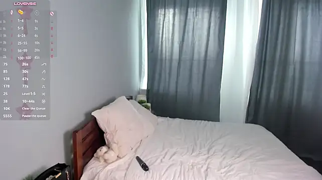 HollisHearl - Stick two fingers deep in my pussy