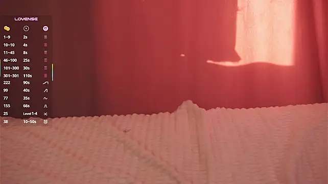 ParisCrantz - 💖Squeeze my chest tits💖