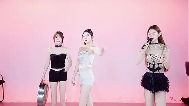 Gee-002 - 感谢佐伊姐姐的榴莲