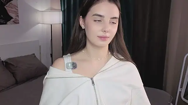 JuliDahill