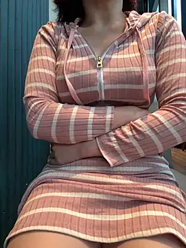 Meii-meyy - Naked squirt show