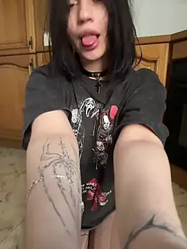 YourLittleDevil - show boobs + ahegao hard💦✨