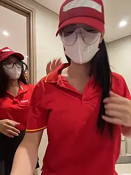 Sneaky_Cumshoot