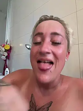 Bigboobiegirl90